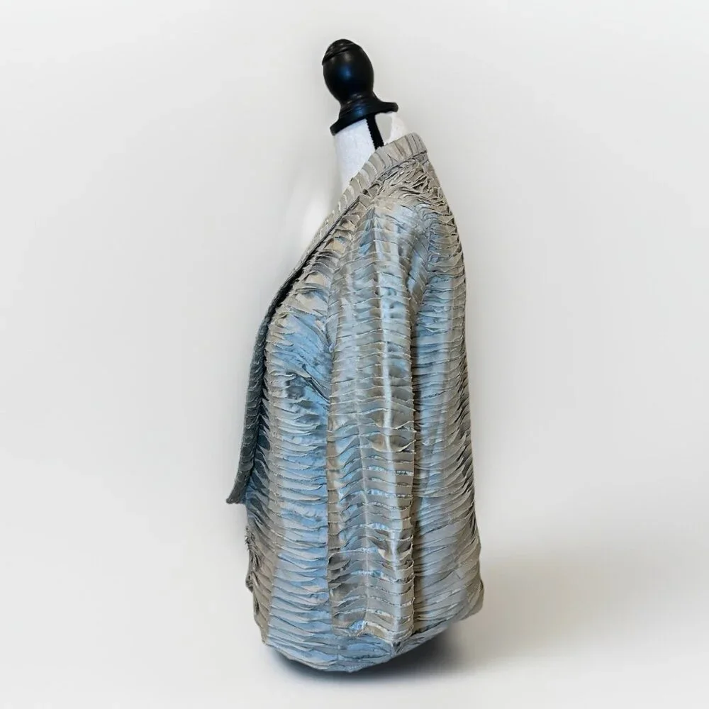 Chicos Blazer Jacket Women’s Size 1 Light Green Metallic Silky Raw Edge - Picture 3 of 15